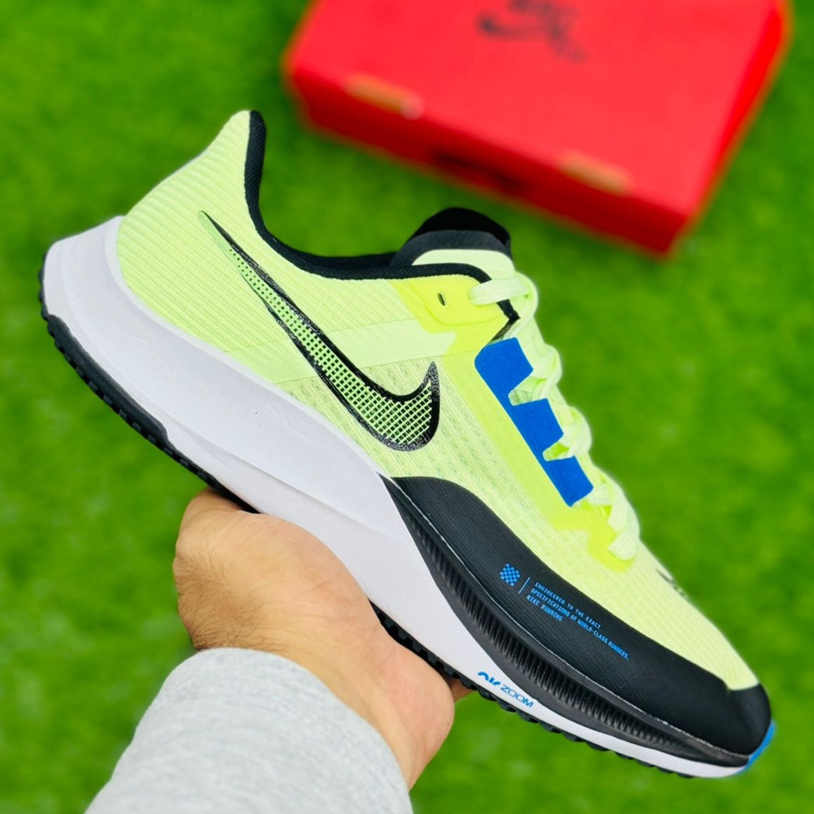 Zoom  Rival Fly 3