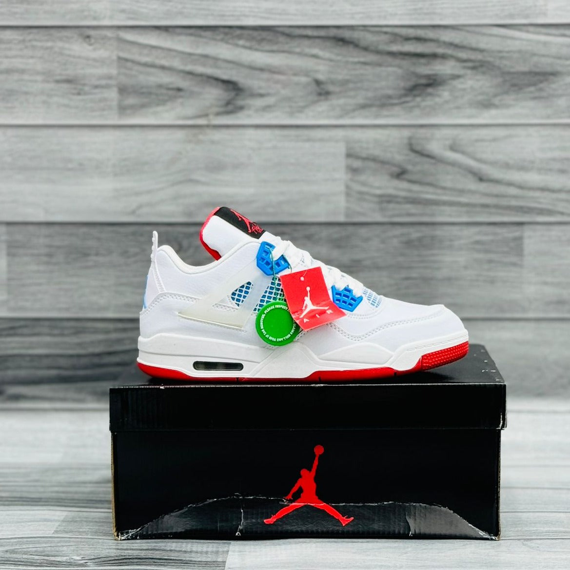 Air Jordan 4 Retro