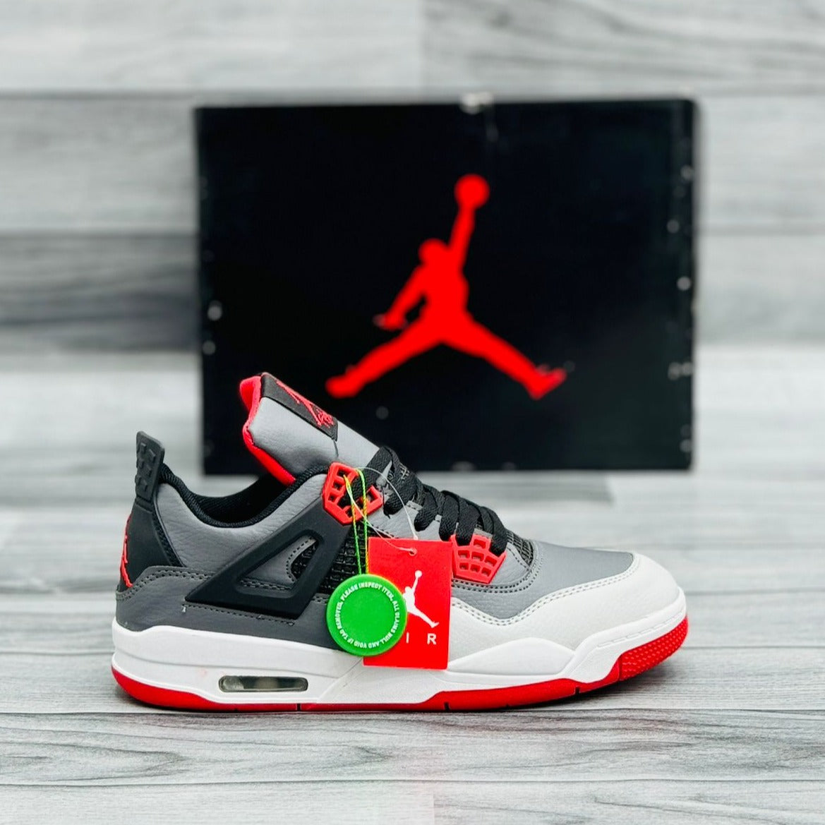 Air Jordan 4 Retro