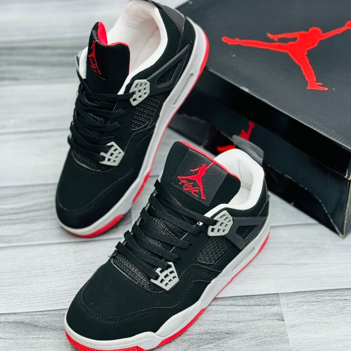 Air Jordan 4 Retro