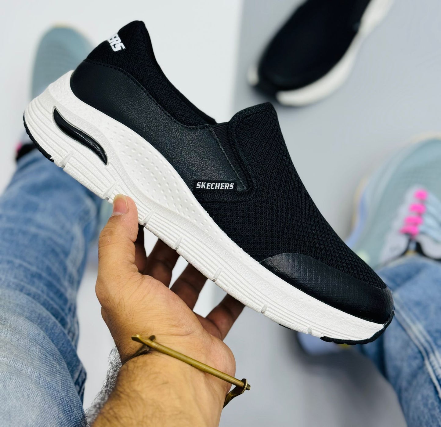 Sketchers Arch lite