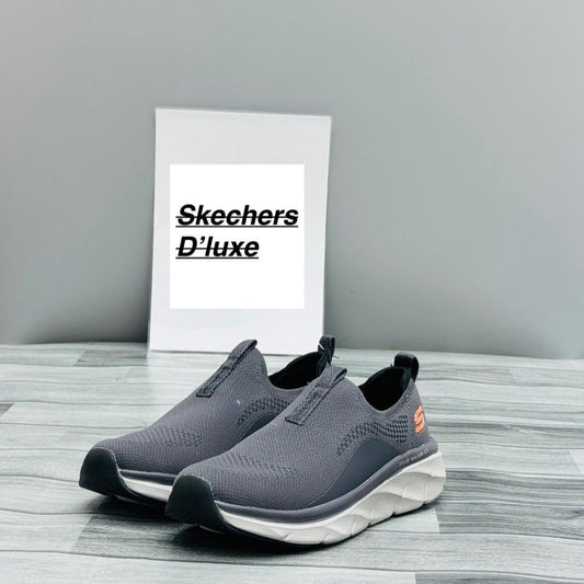 Skechers D'Lux Memory Foam