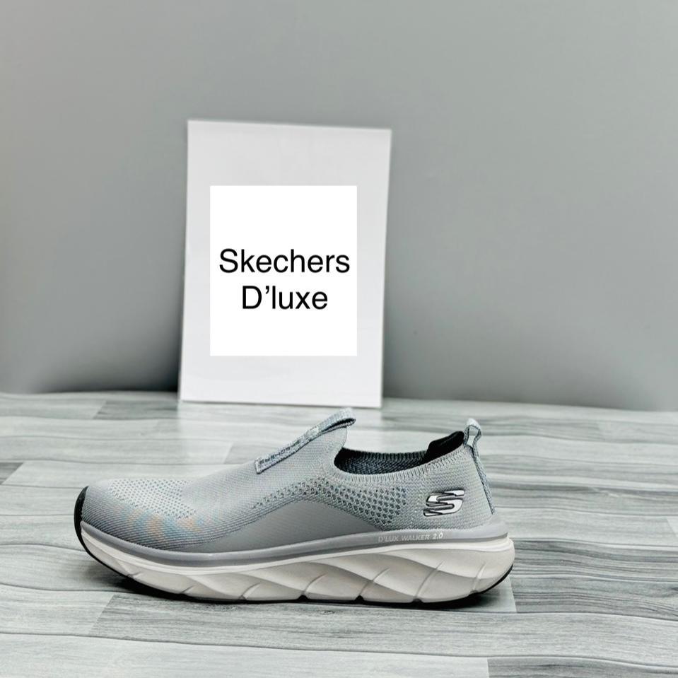 Skechers D'Lux Memory Foam