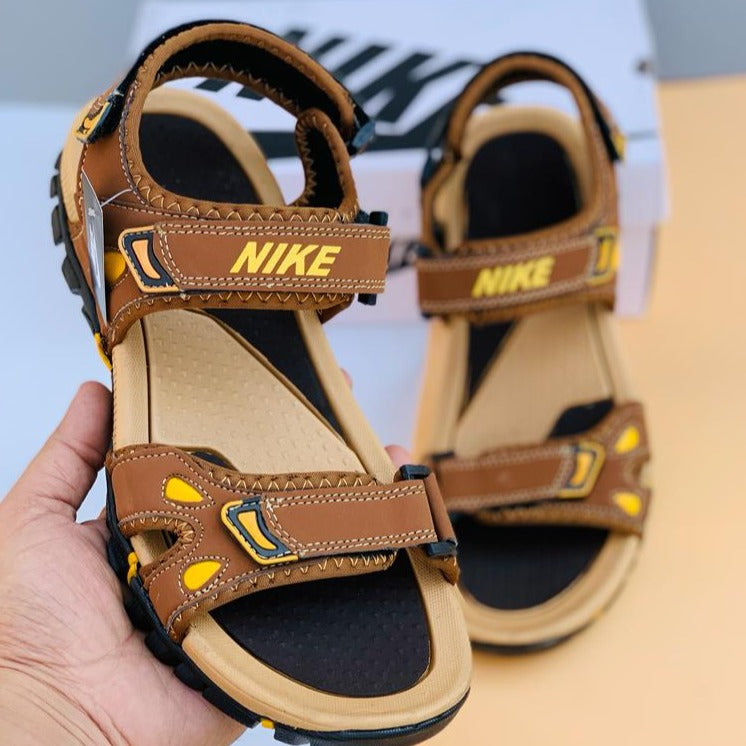 NK AIR SANDALS