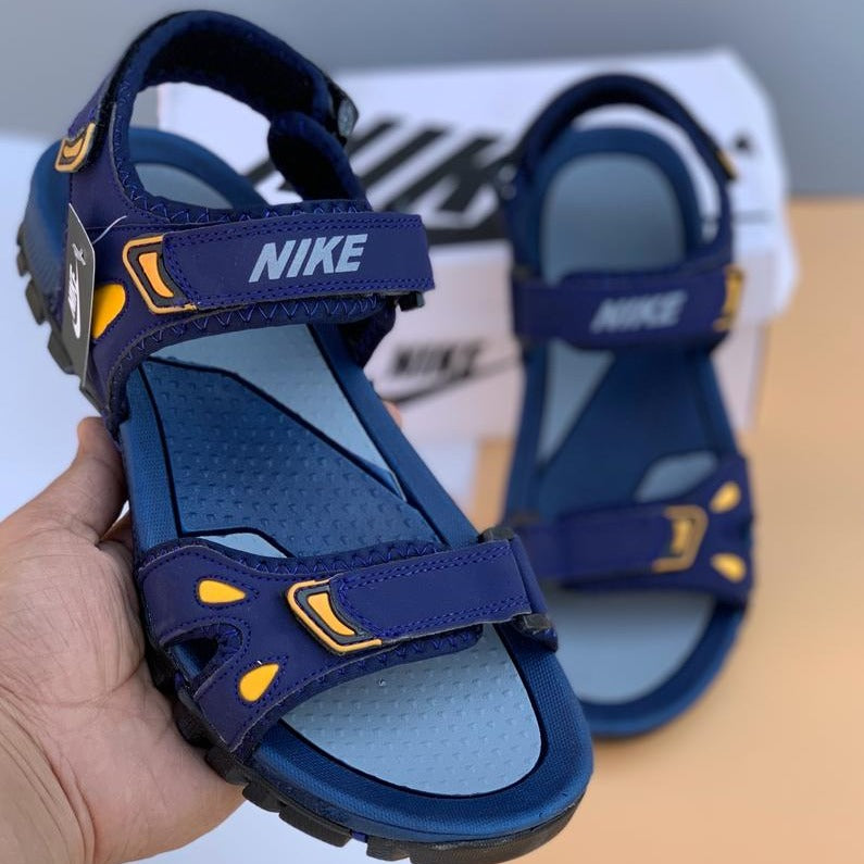 NK AIR SANDALS