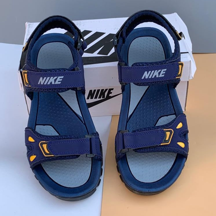 NK AIR SANDALS