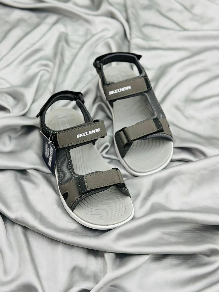 Sketcher Arch fit sandal